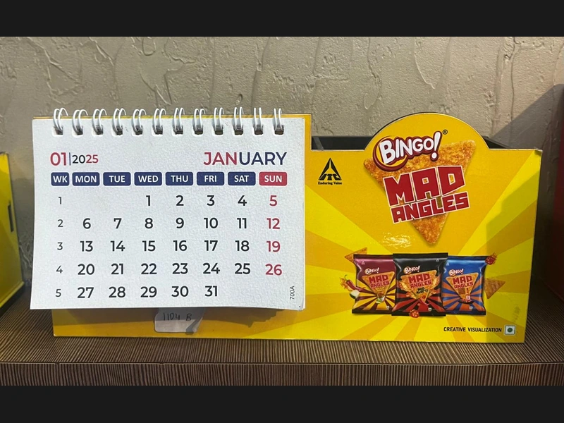 Calendar with Pen Holder 1